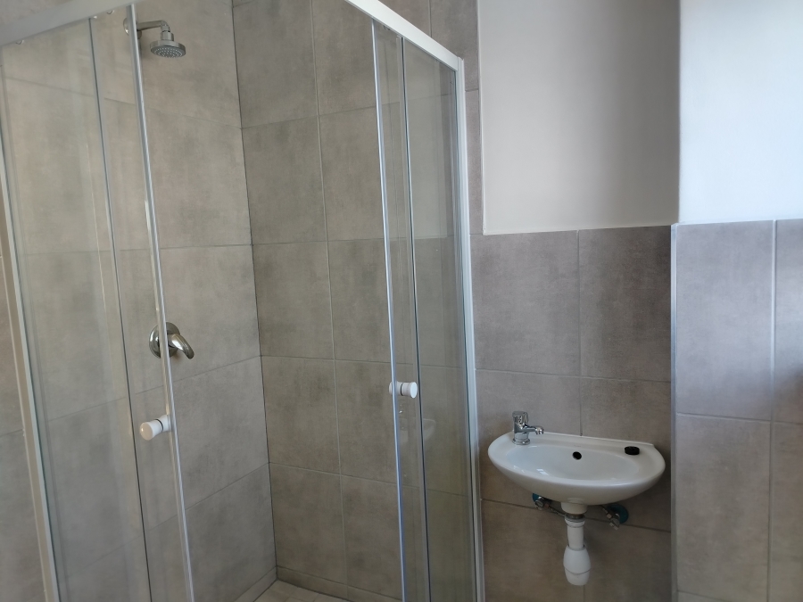 To Let 2 Bedroom Property for Rent in Stellendale Western Cape